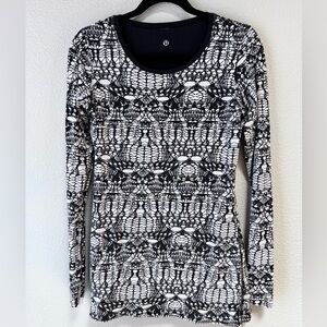 Lululemon Long Sleeve Reversible Tee